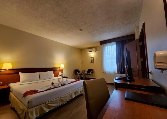 Hatyai Golden Crown Hotel